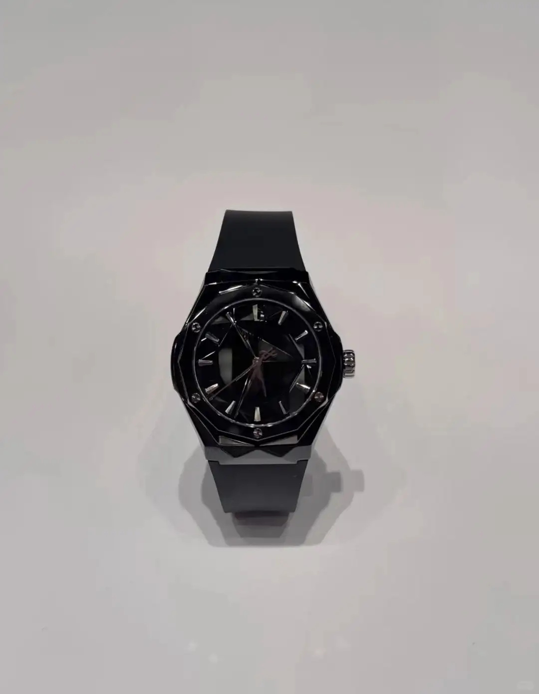 Hublot Classic Fusion Men Automatic Black Rubber Watch 550.CS.1800.RX.ORL21 - Image 3