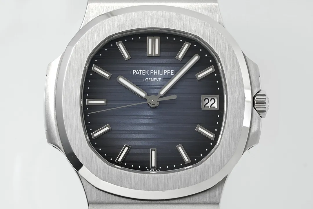 Patek Philippe 5811G Blue Nautilus Watch - Image 2