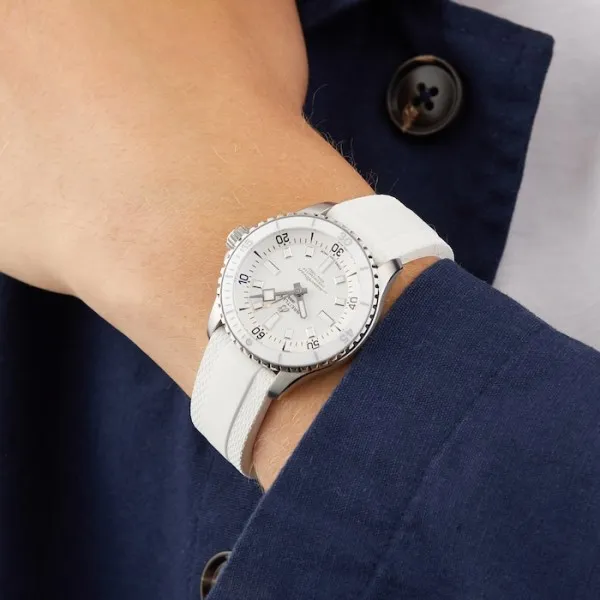 Breitling Superocean Unisex Automatic White Rubber Watch A17377211A1S1 - Image 6