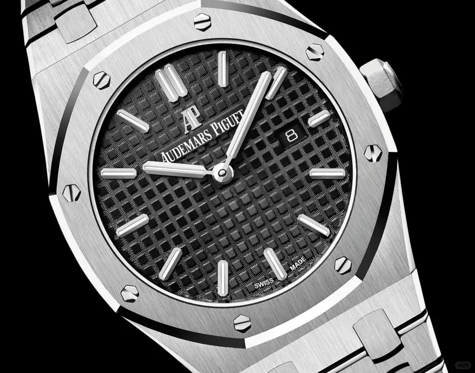 Audemars Piguet Royal Oak Quartz Black 67650ST.OO.1261ST.01 - Image 5