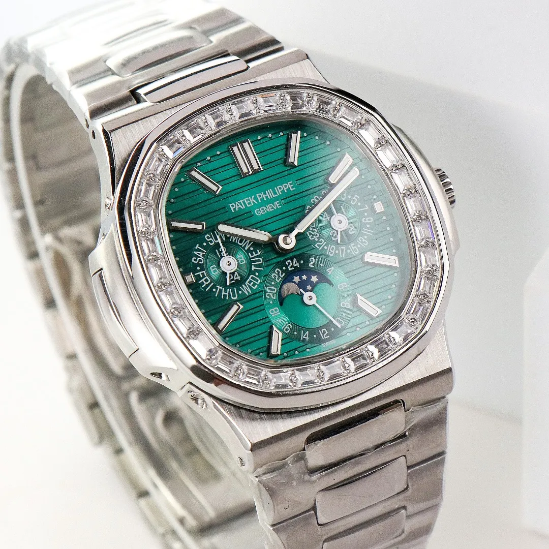 Patek Philippe Nautilus Green Perpetual Calendar - Image 5