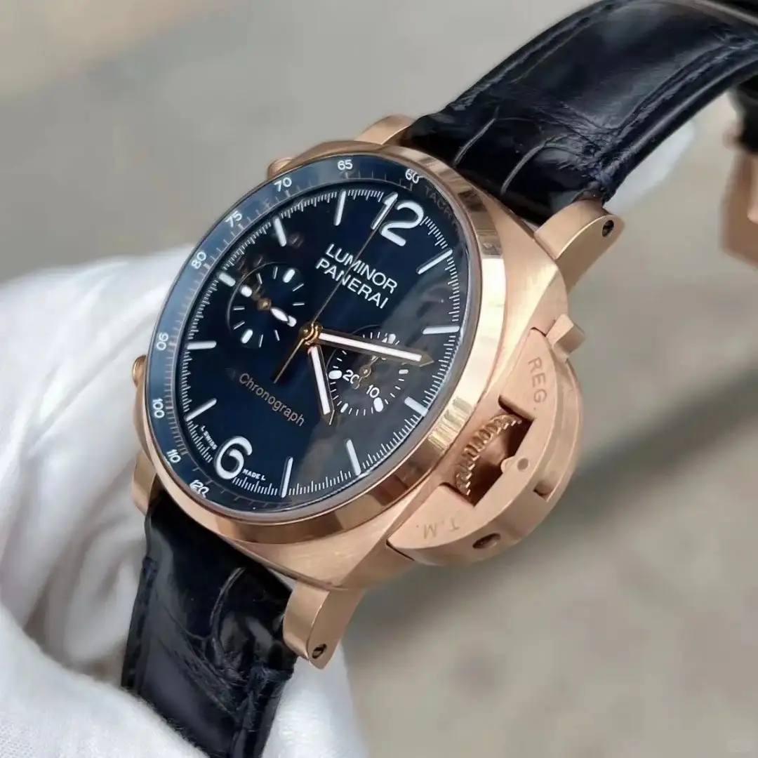 Panerai Luminor Men Automatic Blue Alligator Watch PAM01111 - Image 4