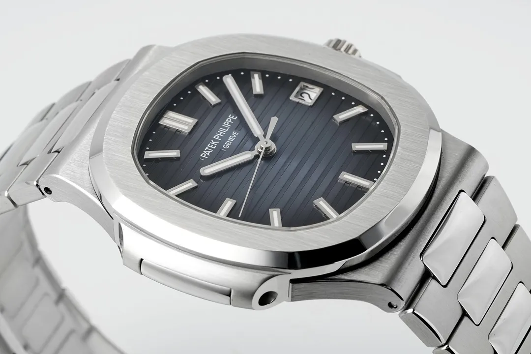 Patek Philippe 5811G Blue Nautilus Watch - Image 5