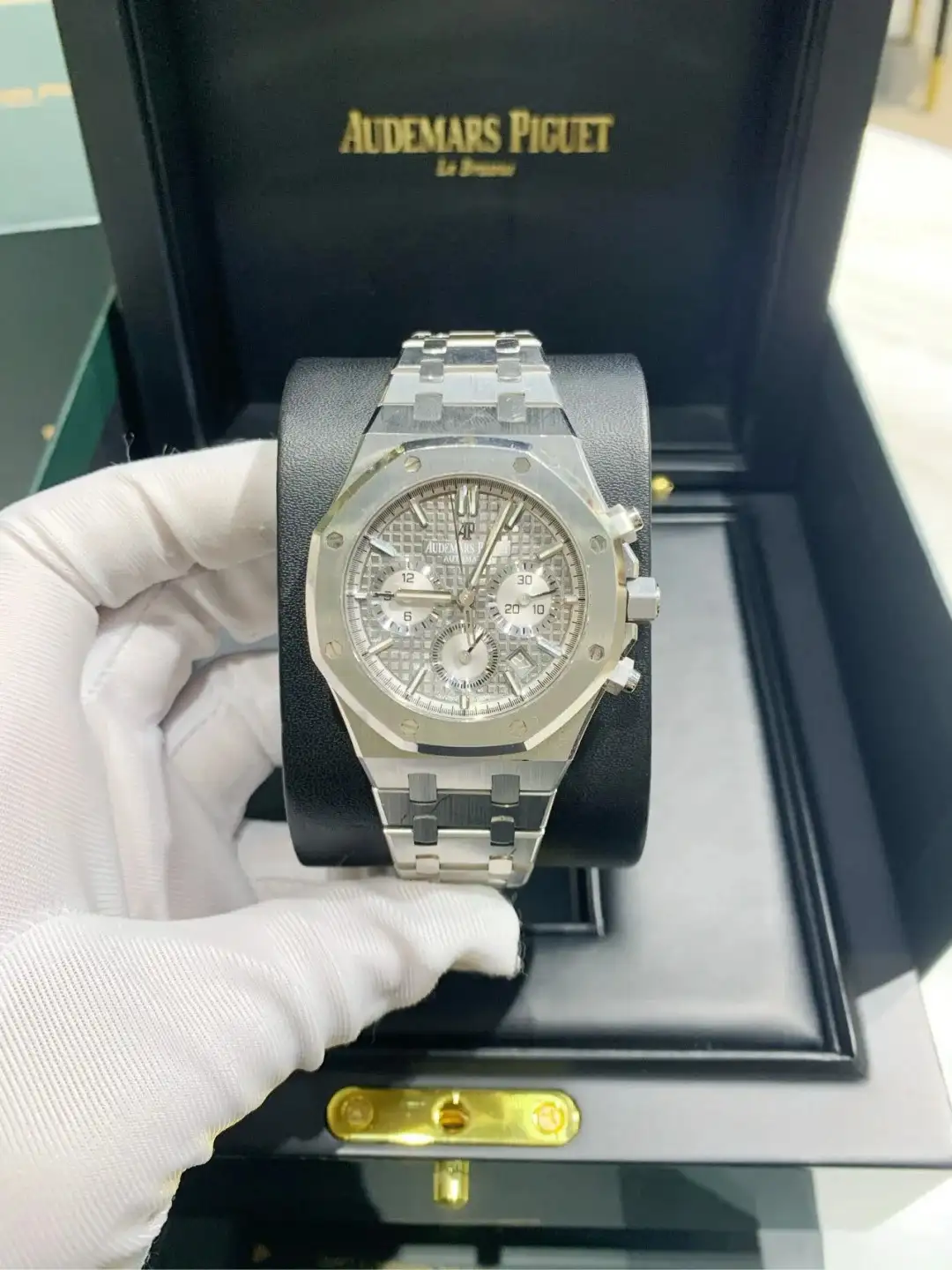 Audemars Piguet Royal Oak Offshore Selfwinding Chronograph Gray 26315ST.OO.1256ST.02 - Image 2