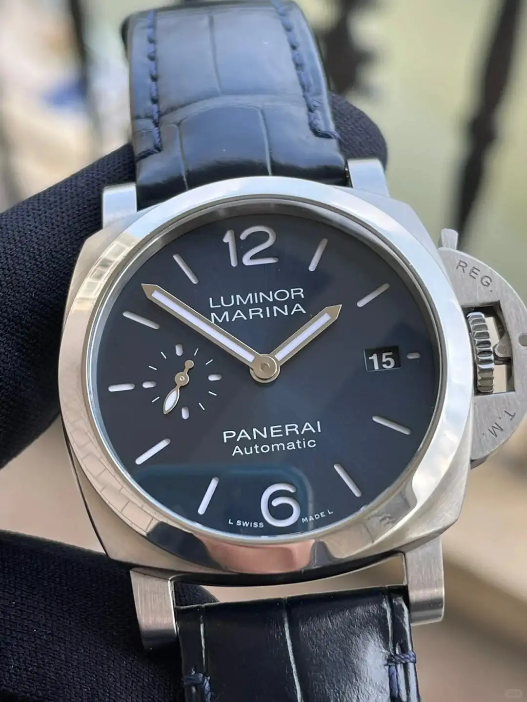 Panerai Luminor Due Unisex Automatic Blue Alligator Watch PAM01273 - Image 4