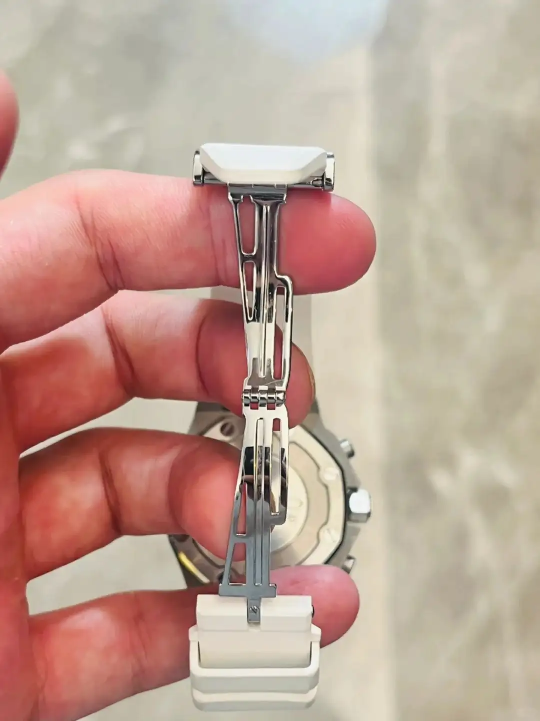 Audemars Piguet Royal Oak Offshore Selfwinding Chronograph Silver 26231ST.ZZ.D010CA.01 - Image 5