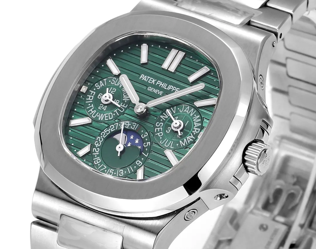 TW Patek Philippe Green Nautilus Watch - Image 4