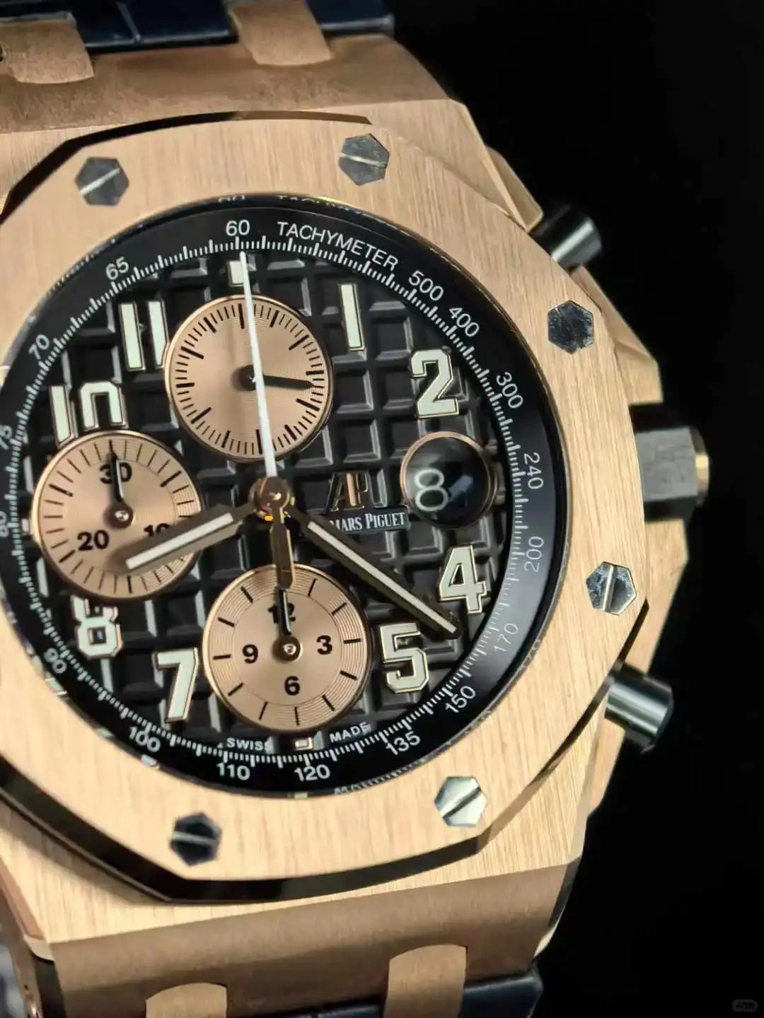 Audemars Piguet Royal Oak Offshore Selfwinding Chronograph Black. Gold 26470OR.OO.A002CR.02 - Image 6