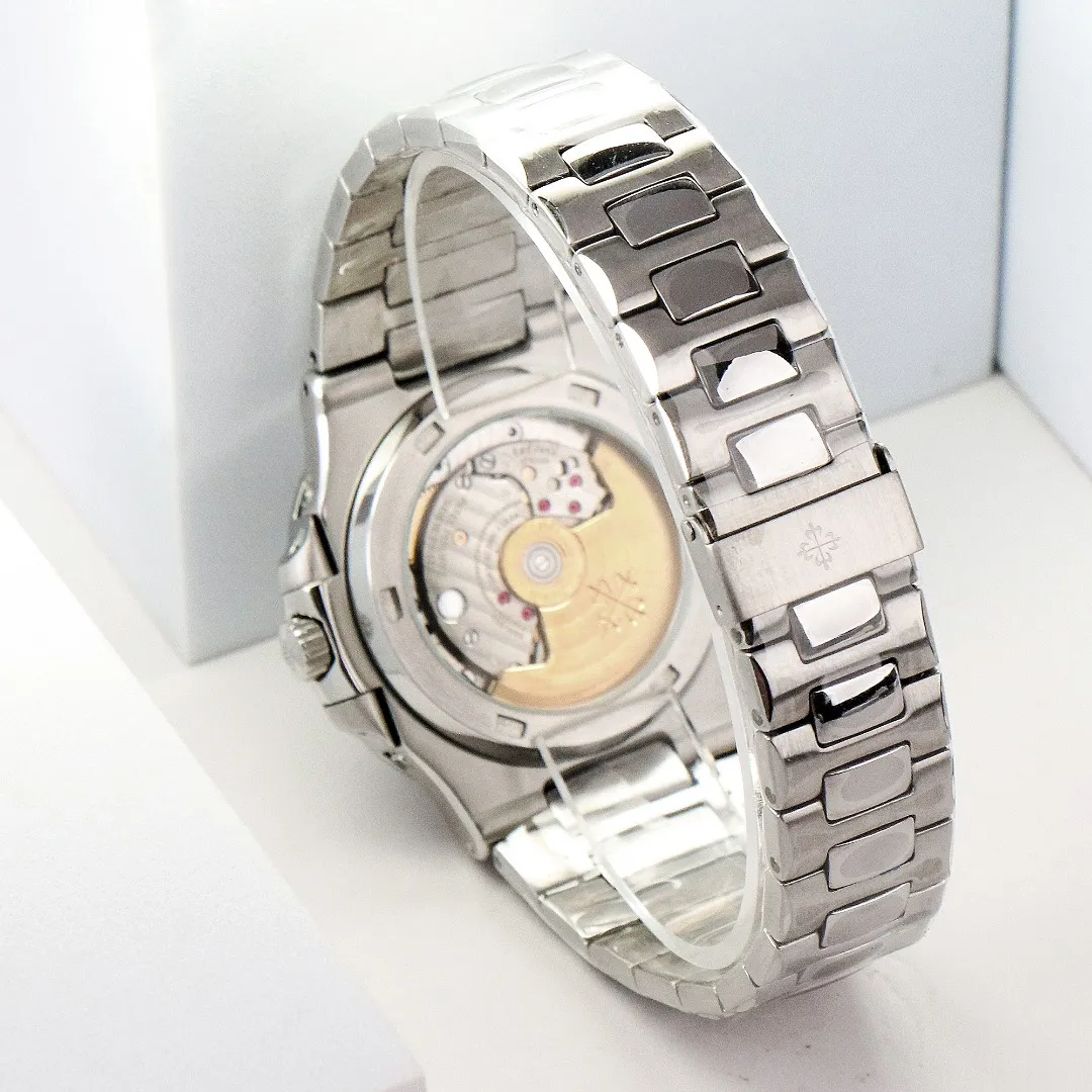 Patek Philippe Nautilus Green Perpetual Calendar - Image 8