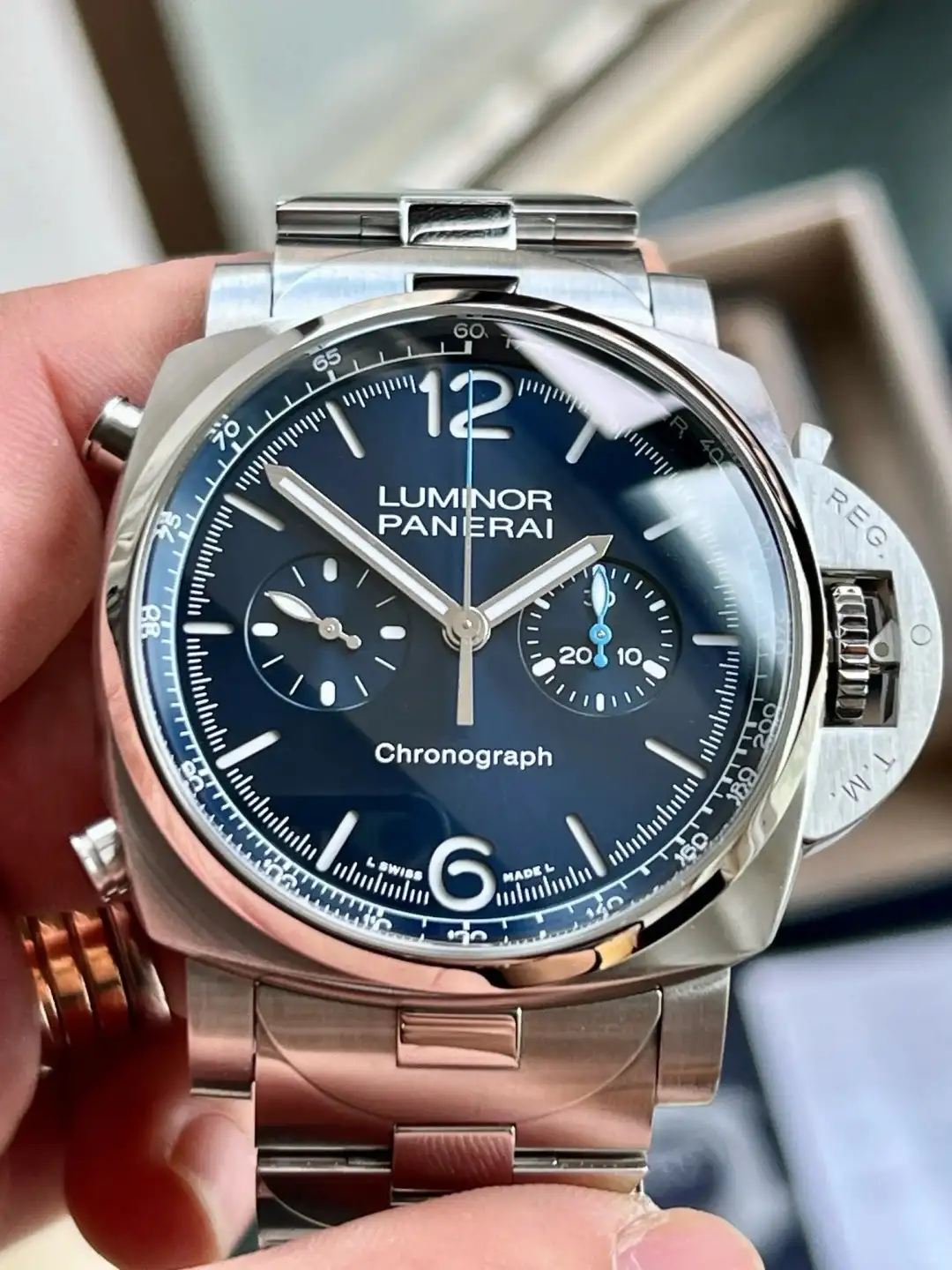 Panerai Luminor Men Automatic Blue Rubber Watch PAM01110 - Image 2