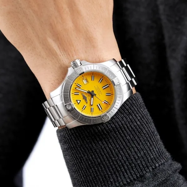 Breitling Avenger Men Automatic Yellow Stainless Steel Watch A17319101I1A1 - Image 5