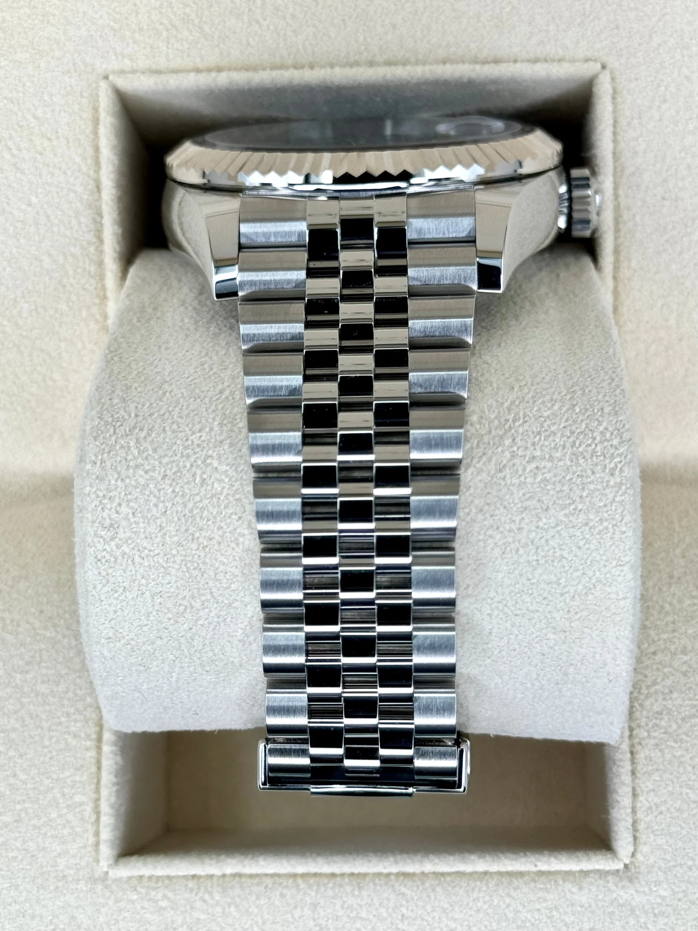 Superclone Rolex Sky-Dweller 42 mm Bright blue Dial 336934 Jubilee - Image 4